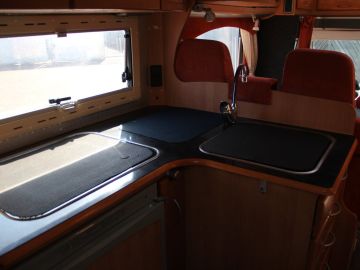 Eura Mobil Contura 652 SB-03 Super Netjes!! | Winter Camper |Half Integraal|Frans Bed|